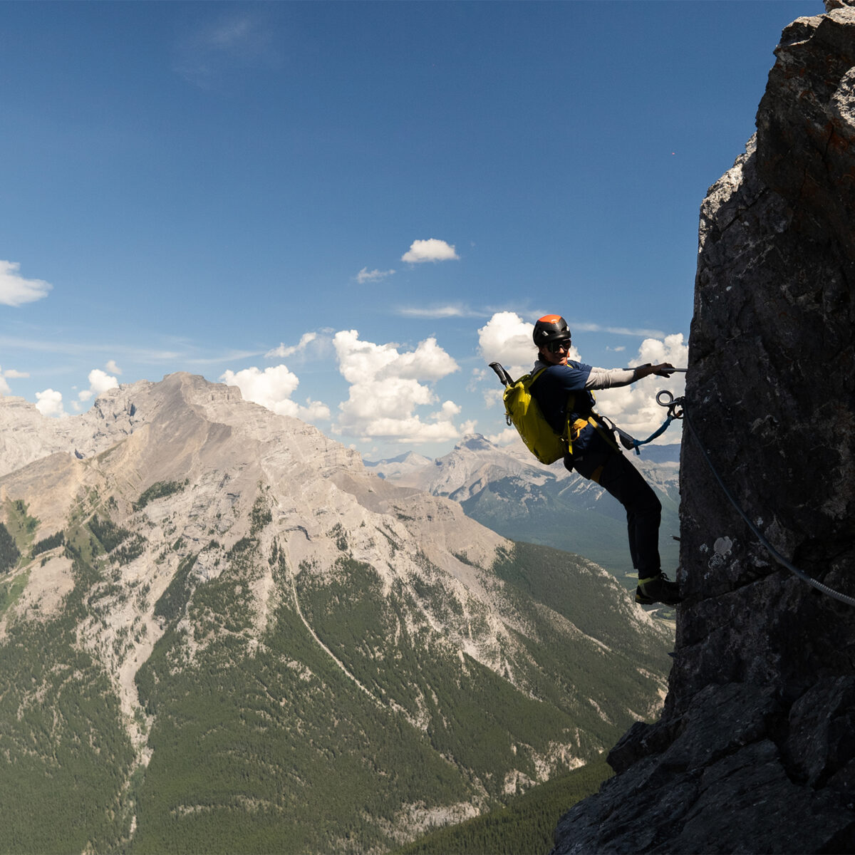 vfroutes-summiteer-card-eduardo25